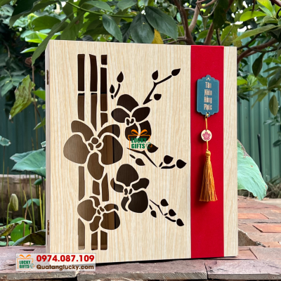 Hộp gỗ đựng quà tết - Xuân lan