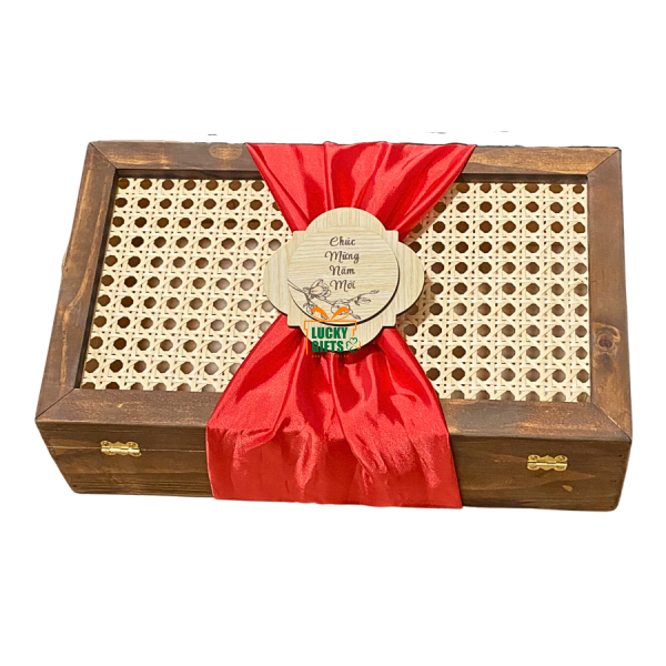 Hộp gỗ phối mây kèm phụ kiện vải nhung 