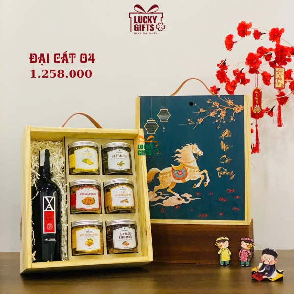 Quà tặng hộp gỗ tết cao cấp 2026- Đại cát 4